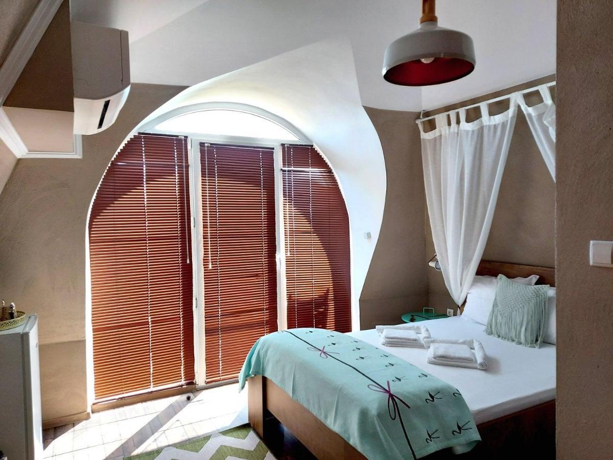 Boutique Villa Amalia เชอร์โนโมเรทส์ ภายนอก รูปภาพ