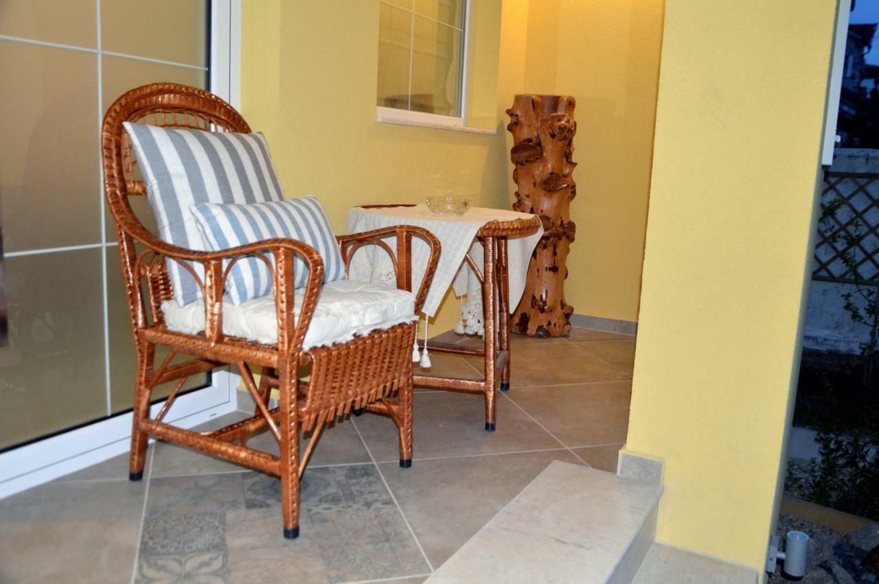 Boutique Villa Amalia เชอร์โนโมเรทส์ ภายนอก รูปภาพ