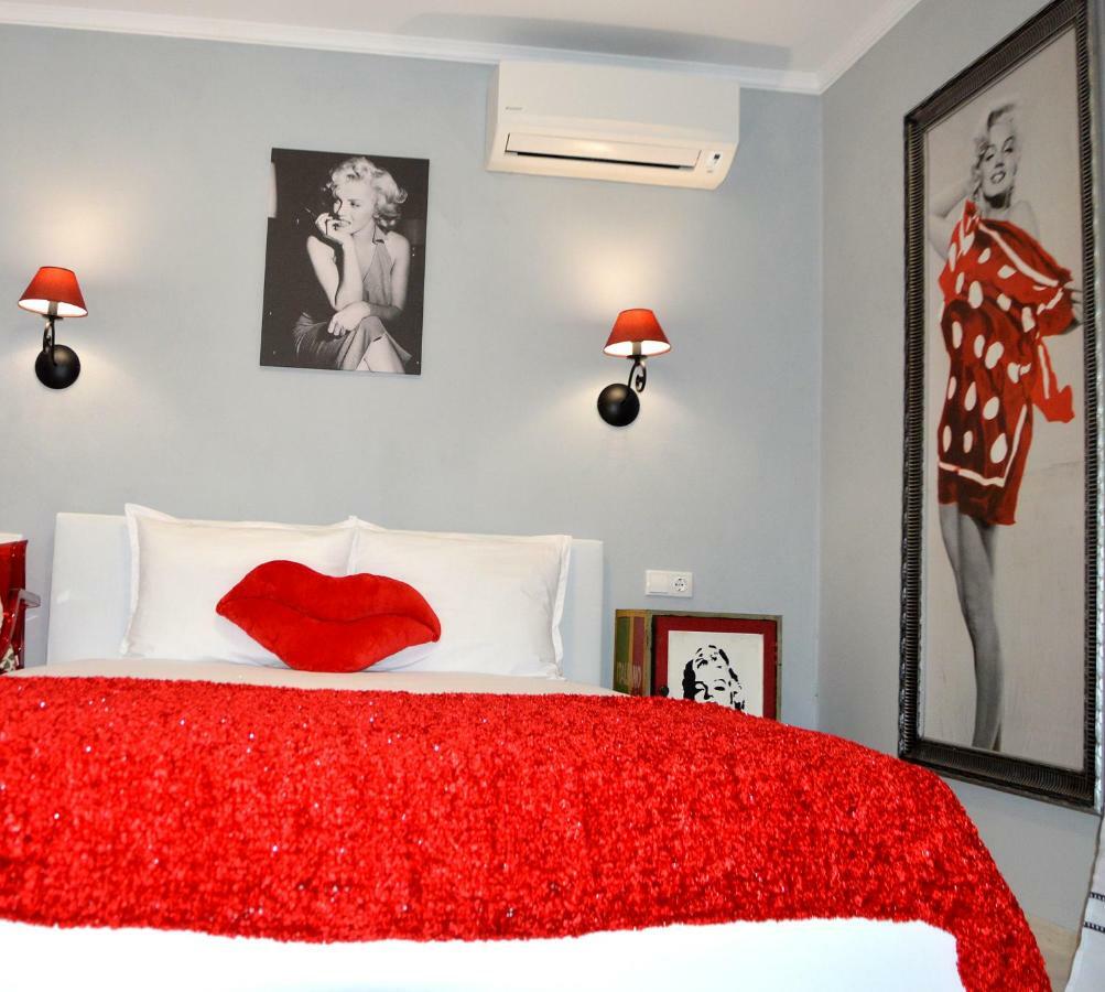 Boutique Villa Amalia เชอร์โนโมเรทส์ ห้อง รูปภาพ