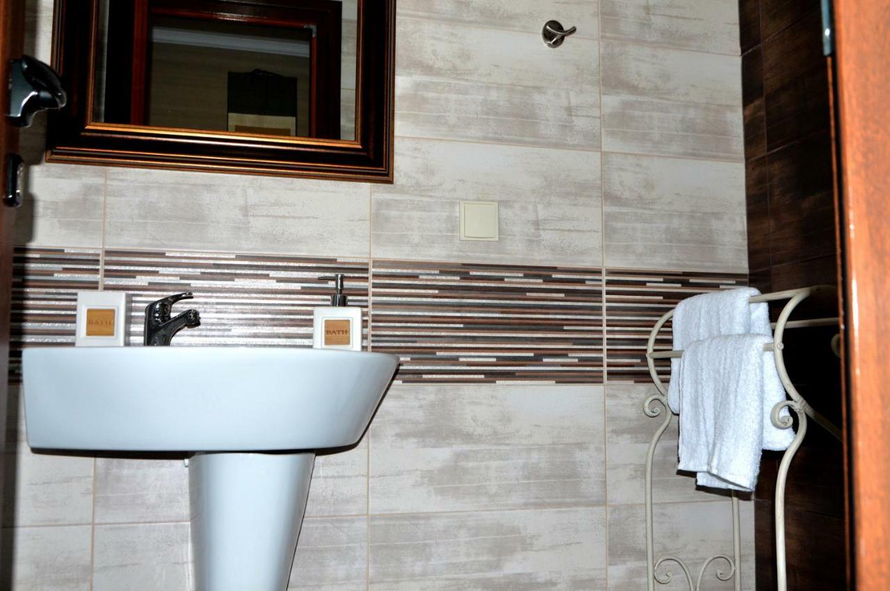 Boutique Villa Amalia เชอร์โนโมเรทส์ ภายนอก รูปภาพ
