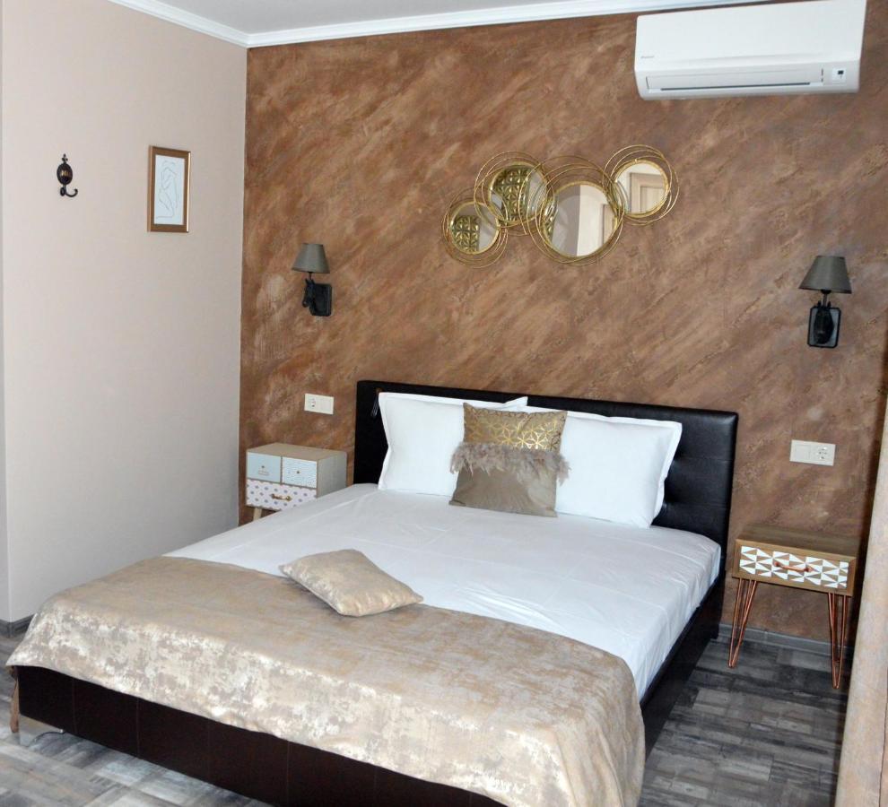 Boutique Villa Amalia เชอร์โนโมเรทส์ ภายนอก รูปภาพ